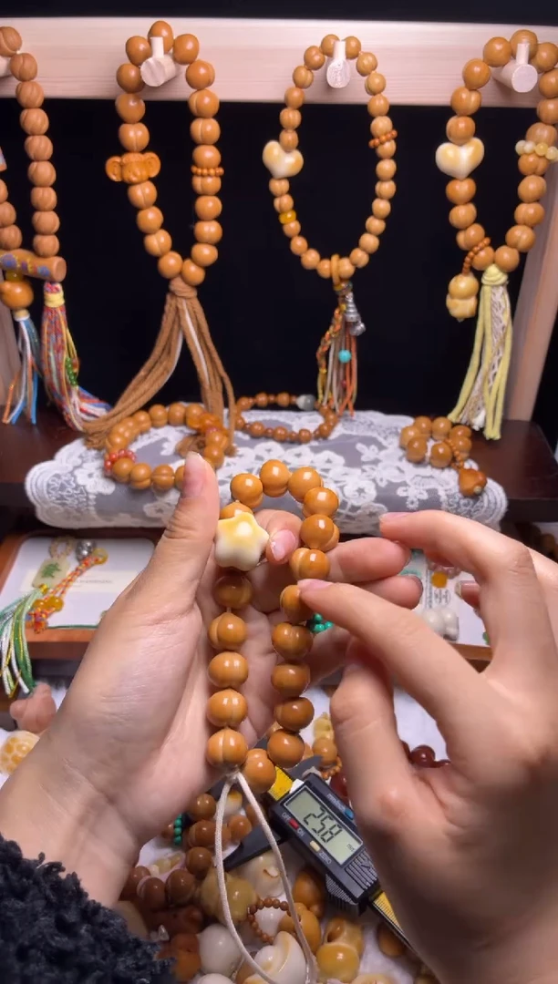 吊坠猴头核桃椿****梵全品光面柯基绿跑环小鱼吊坠复古流苏