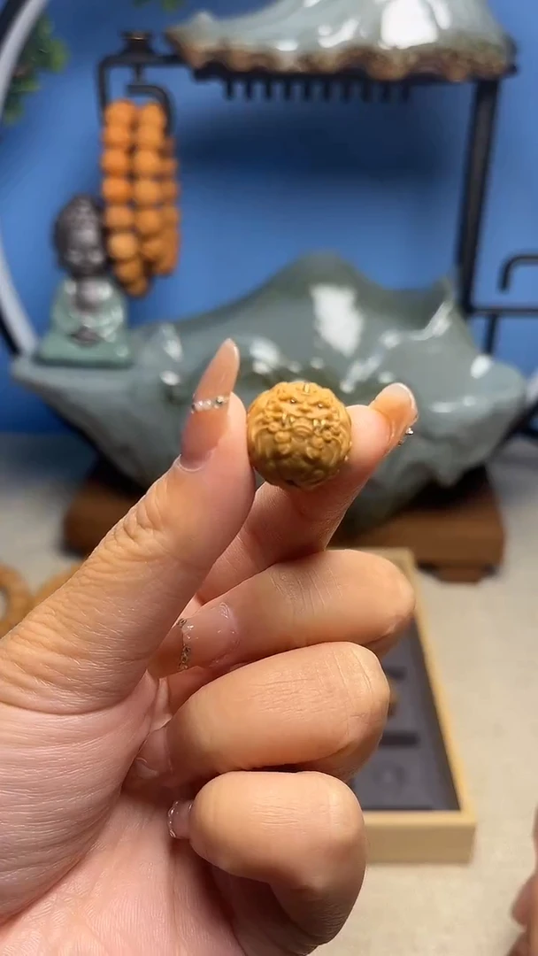 吊坠猴头核桃唐狮