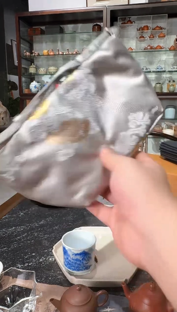 闪购链接@@礼物布包银色