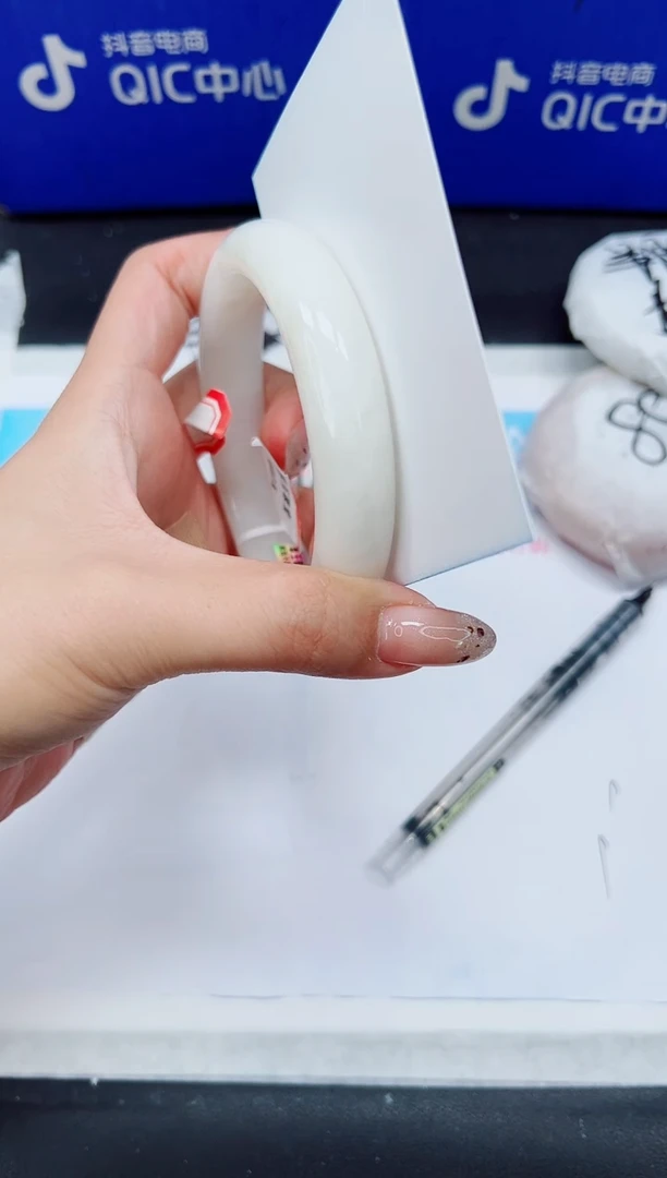 未镶嵌手镯和田玉HT50-62.7