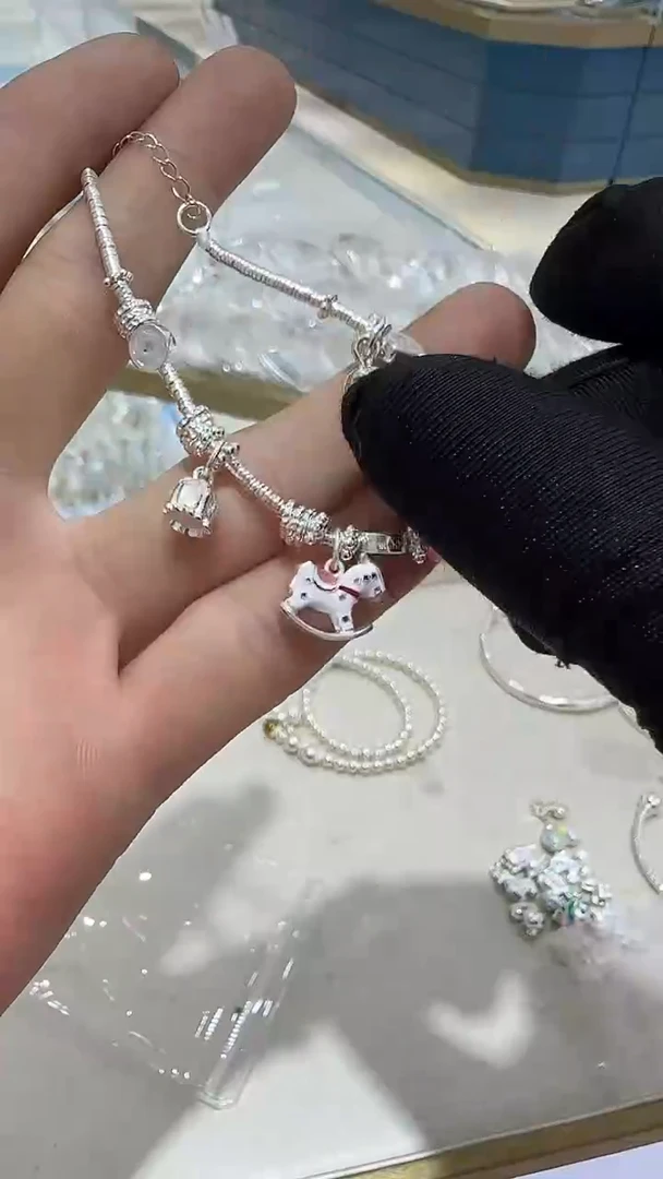 珐琅足银小马盘缠手链