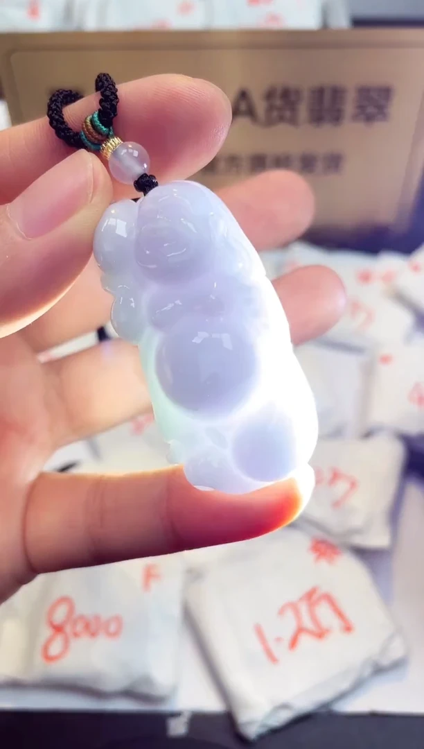 翡翠未镶嵌颈饰天然缅甸翡翠A货