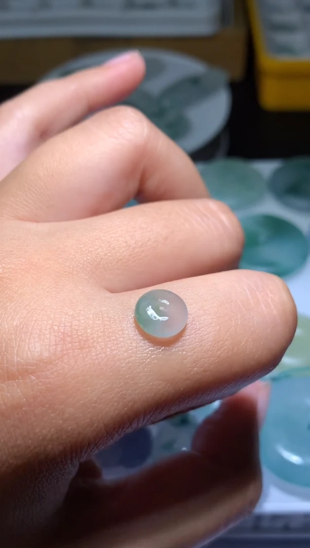 定制翡翠未镶嵌毛货