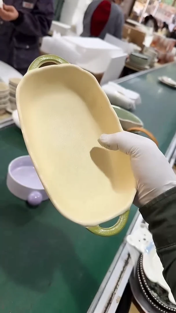 陶瓷绿色双耳 微瑕凑满20元包邮