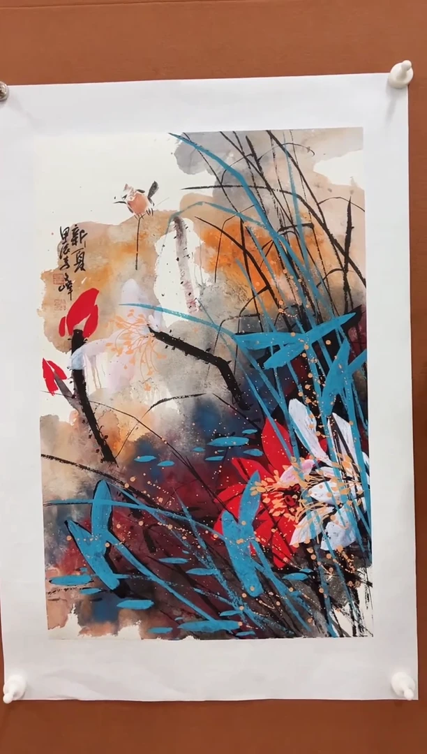 国画李文峰四尺三开亮彩荷花