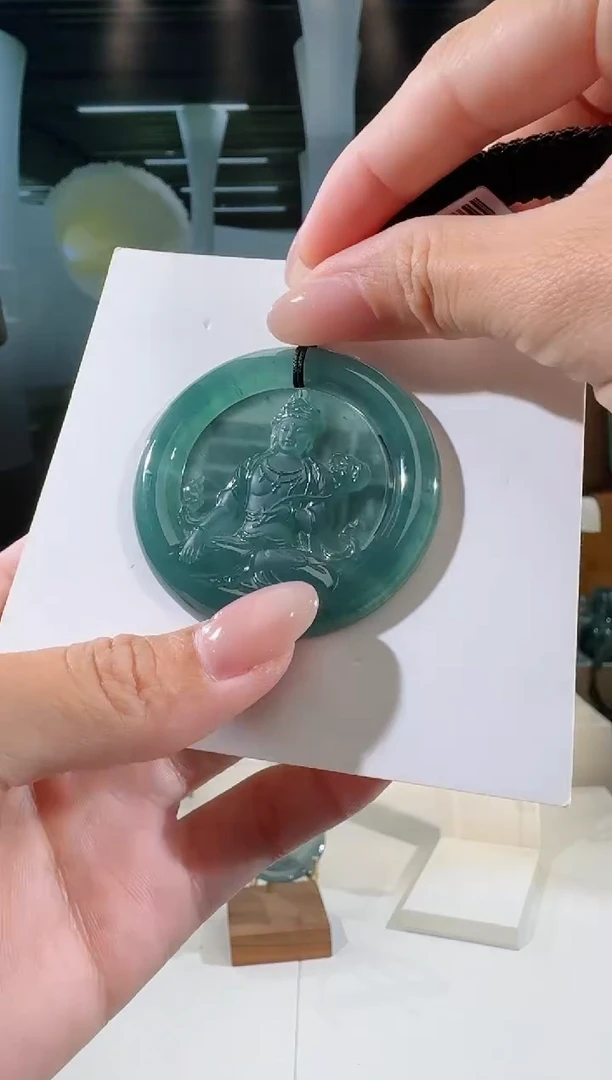 翡翠未镶嵌吊坠(不含链)大势至