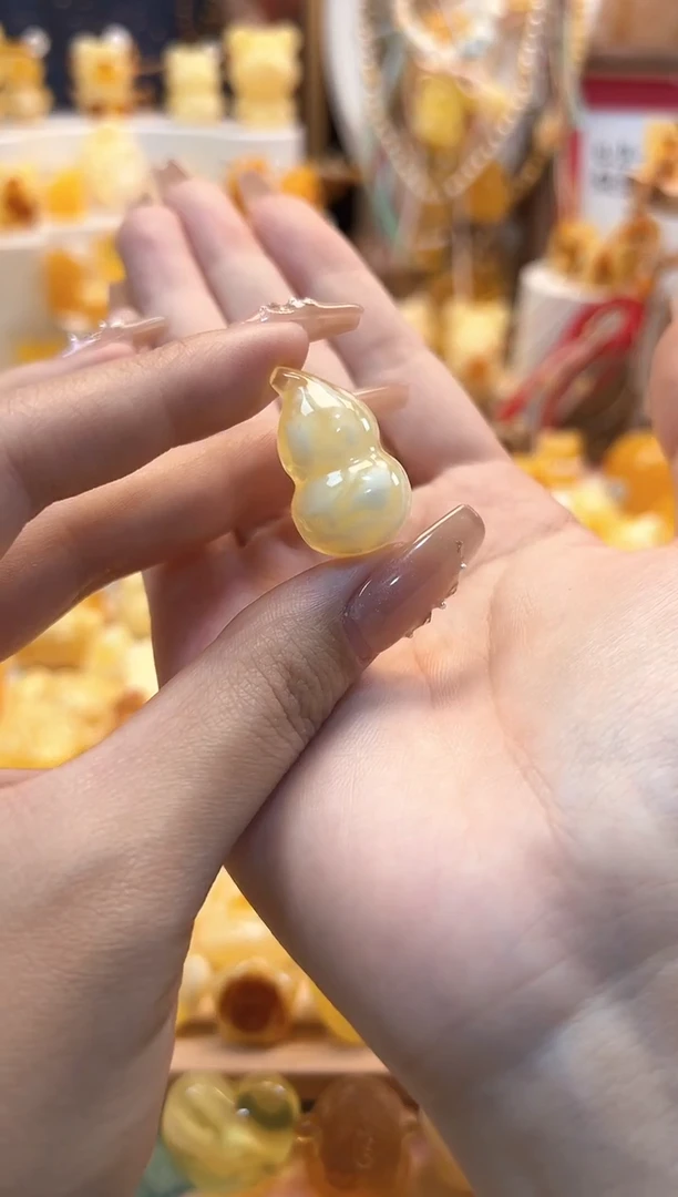 【闪购商品】琥珀珠宝奇石未镶嵌葫芦