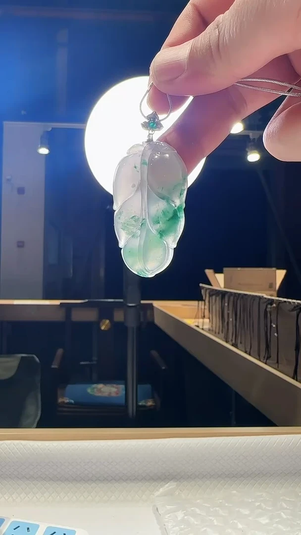 合金手链石英质玉（非洲翠）无****》2
