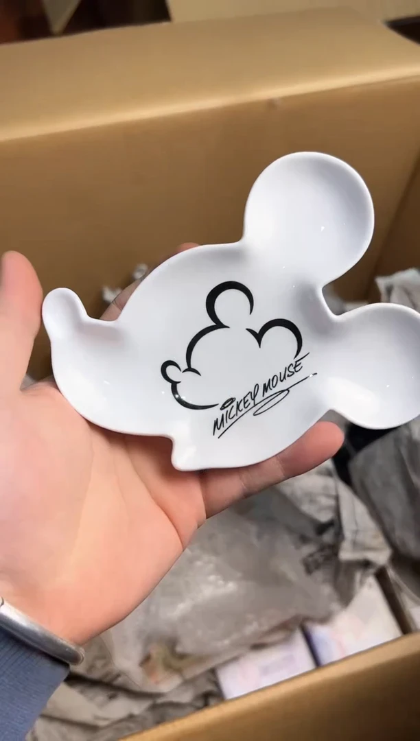 【闪购商品】瓷片回流动漫屋防拍链接