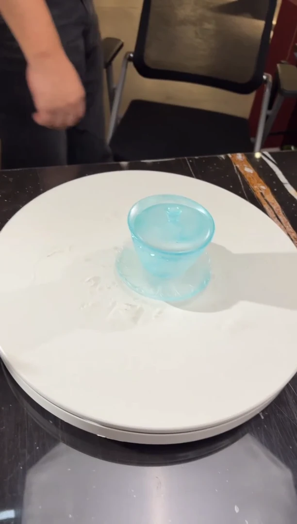 摆件群青盖碗+碟子
