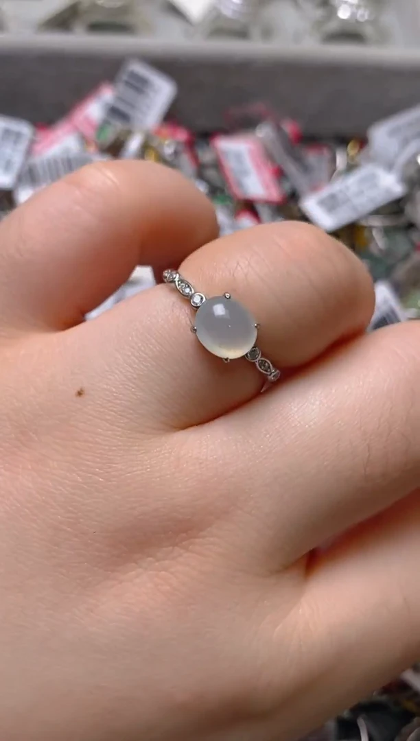 银S925镶嵌戒指翡翠百内无证书