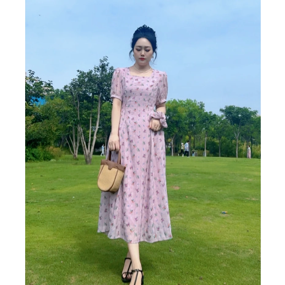 1058#2025夏季新款碎花方领法式气质显瘦连衣裙文艺风（带发圈）