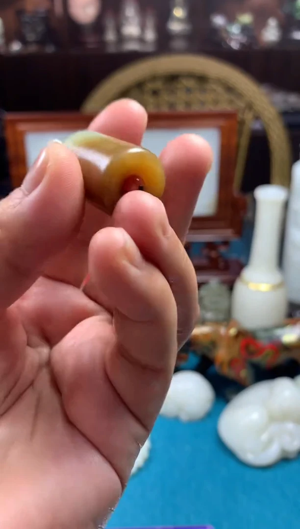 颈饰未镶嵌和田玉拍一发一