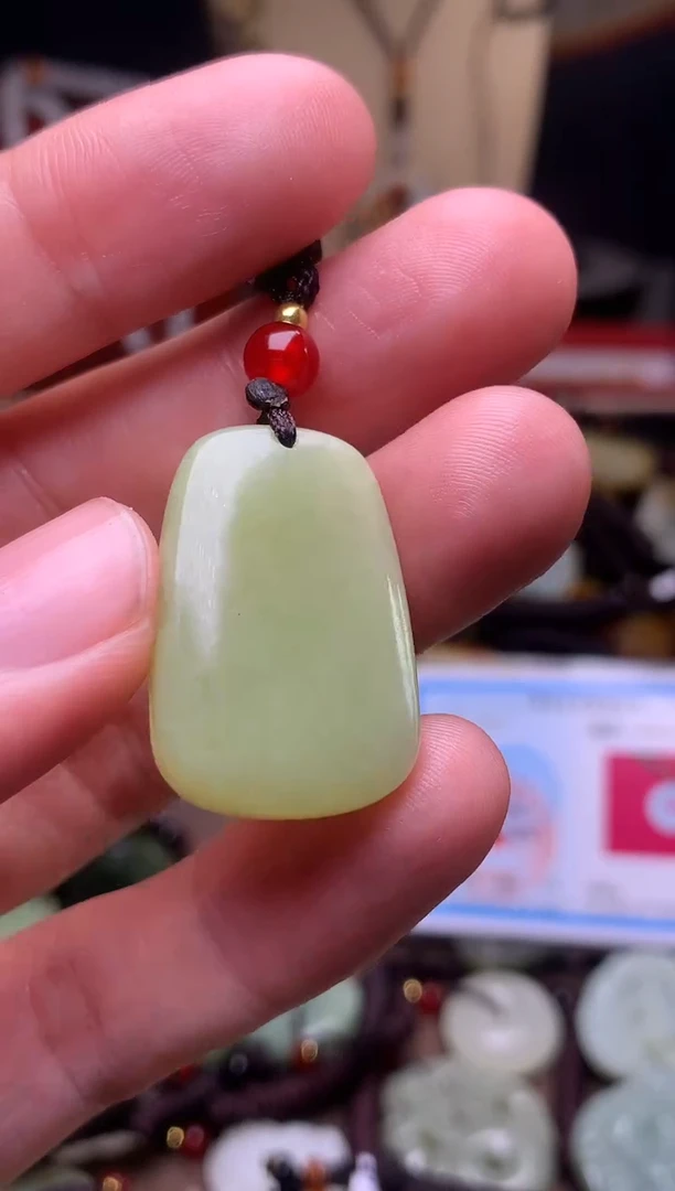 颈饰未镶嵌和田玉新疆料青海料清水和田玉吊坠