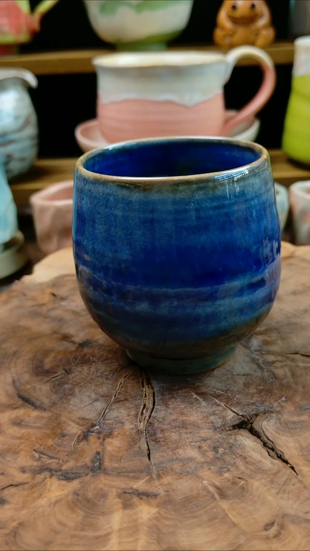 ...........手握杯 13