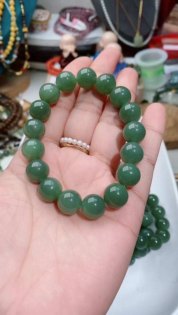 未镶嵌手链和田玉（碧玉）?***n398一个Yan