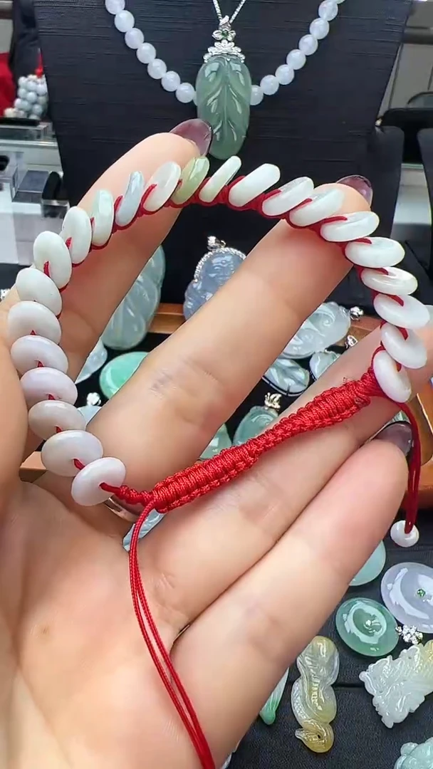 【闪购商品】翡翠手串未镶嵌平安扣