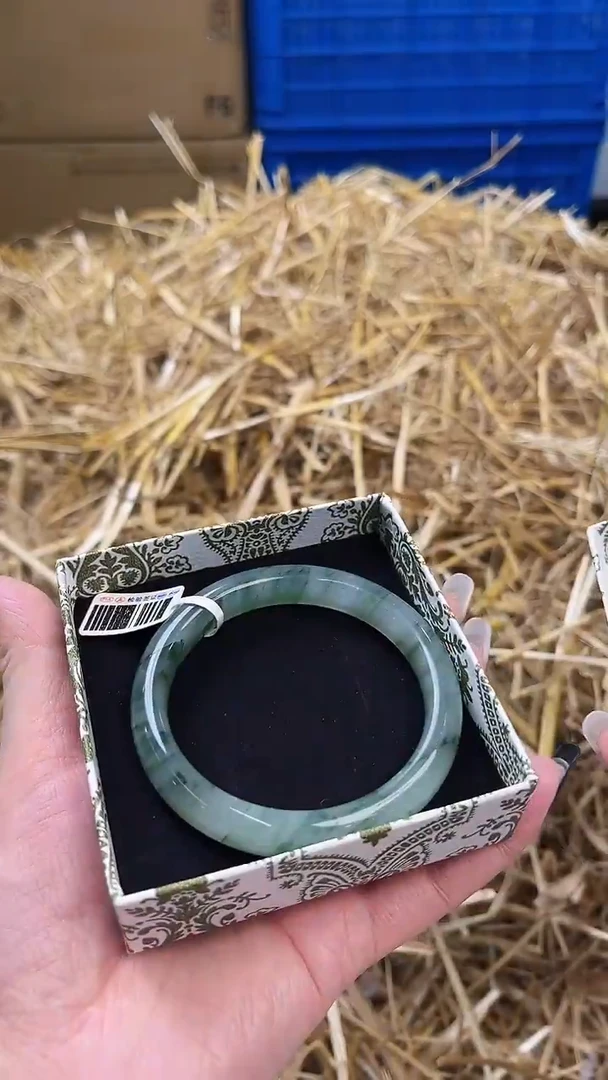 未镶嵌手镯石英质玉T-1307