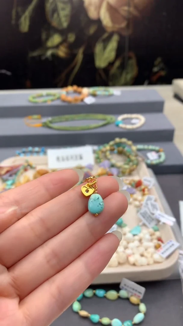 未镶嵌挂件南红玛瑙Q199