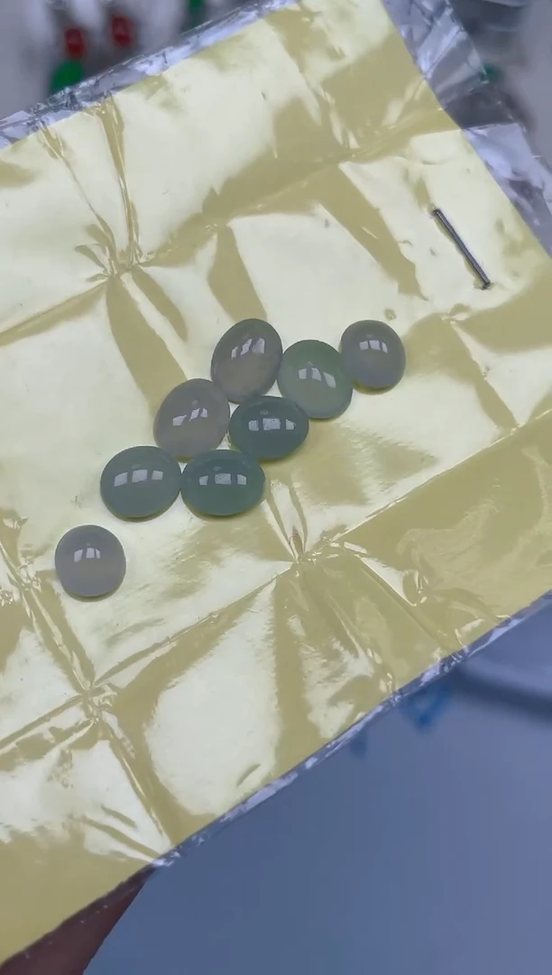 裸石翡翠天然翡翠裸石蛋面