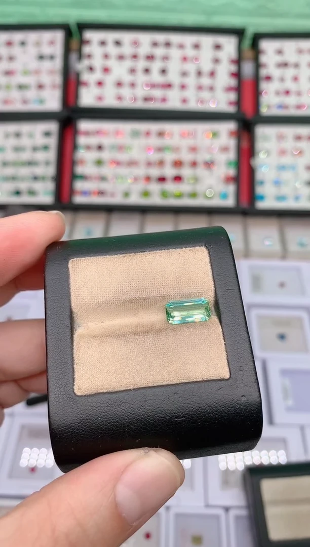 未镶嵌裸石碧玺2.56ct天然