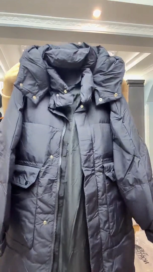 索南措姆设计款羽绒服——黑色