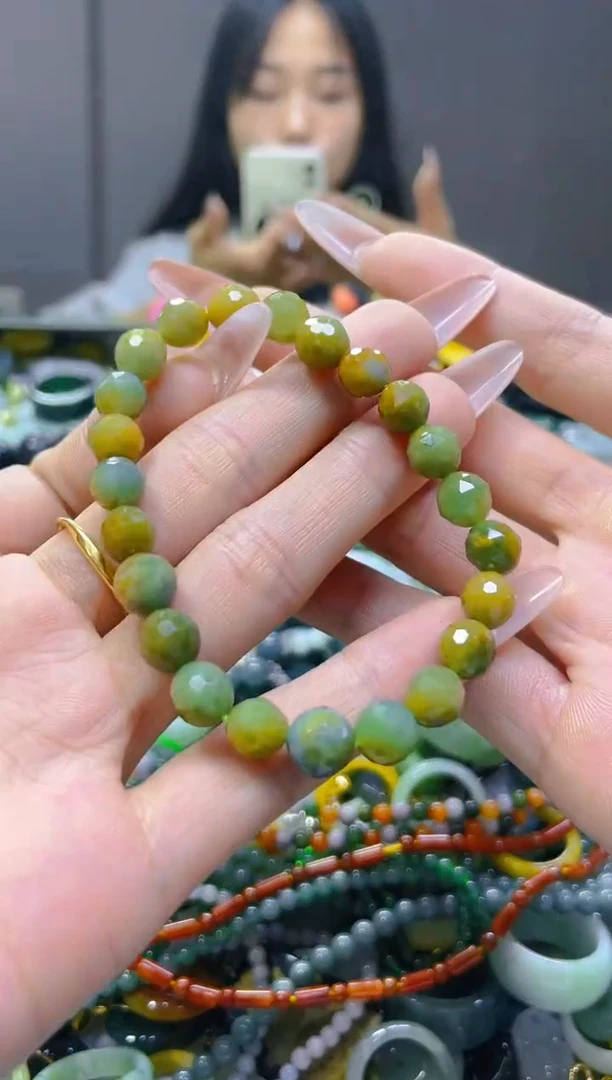 翡翠未镶嵌颈饰7MM/V/翡翠A货一图一物