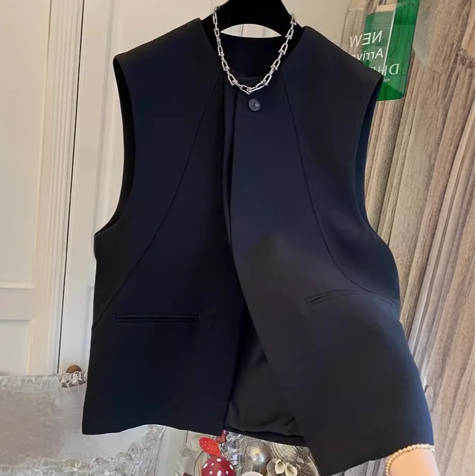 2026春秋韩式新款气质黑色西装马甲女百搭宽松高级感休闲外套上衣