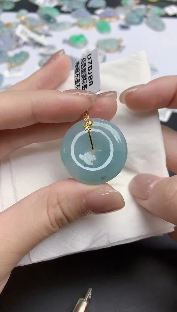 【闪购商品】翡翠颈饰18K金镶嵌天然缅甸翡翠A货