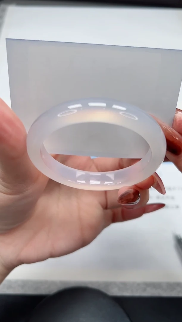 【闪购商品】玛瑙/玉髓手镯未镶嵌210/54.5荔枝