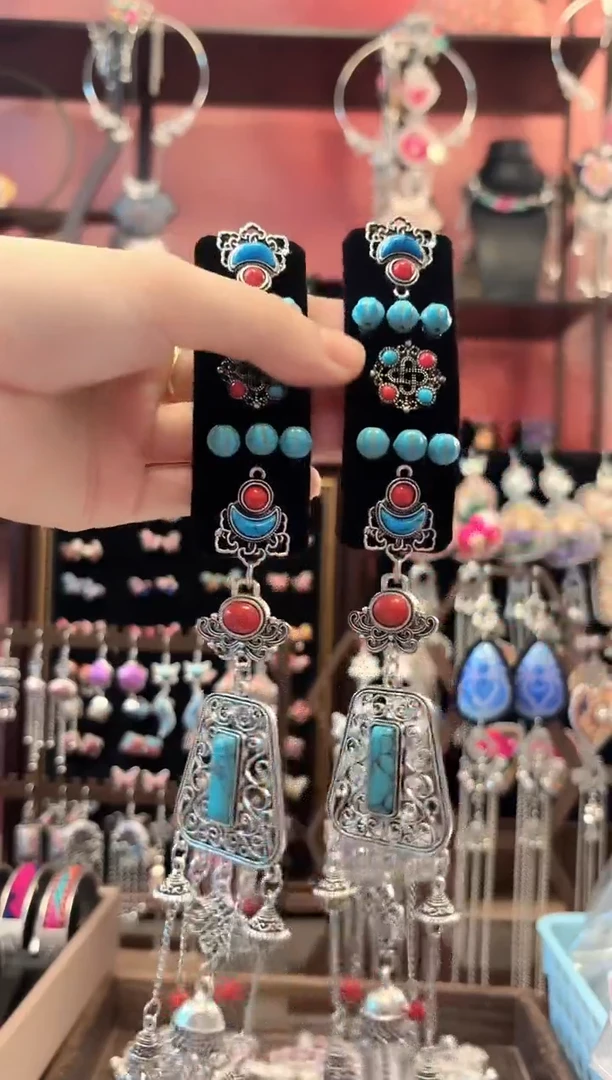 织绣 云织谣民族风精美饰品   119