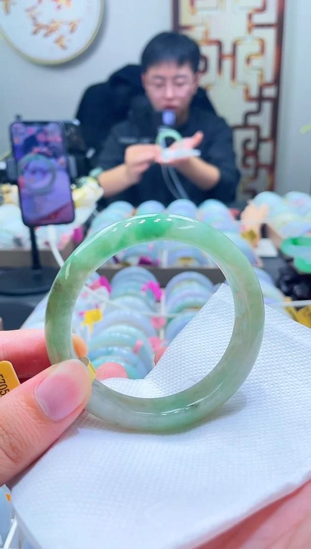 未镶嵌手镯翡翠06-57