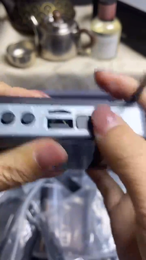 陈*练口袋迷你收音机