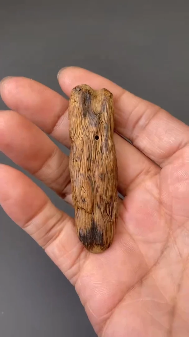 沉香手把件沉香  菩萨棋 随型