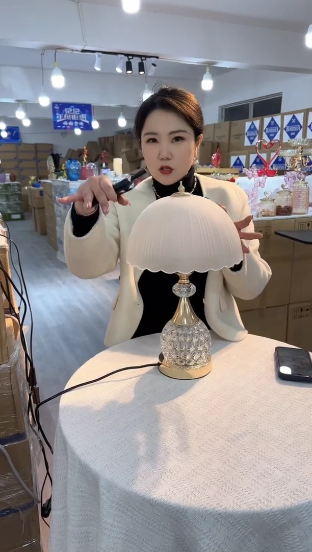 【闪购商品】琉璃泰新花器L-36