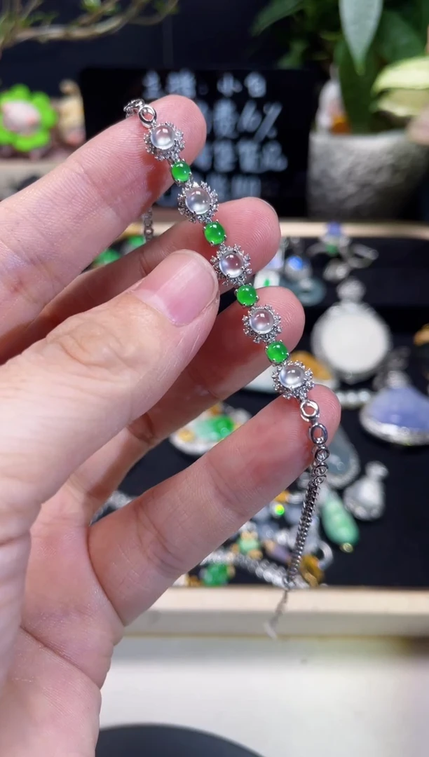 吊坠(不含链)18K金镶嵌翡翠2****S手链