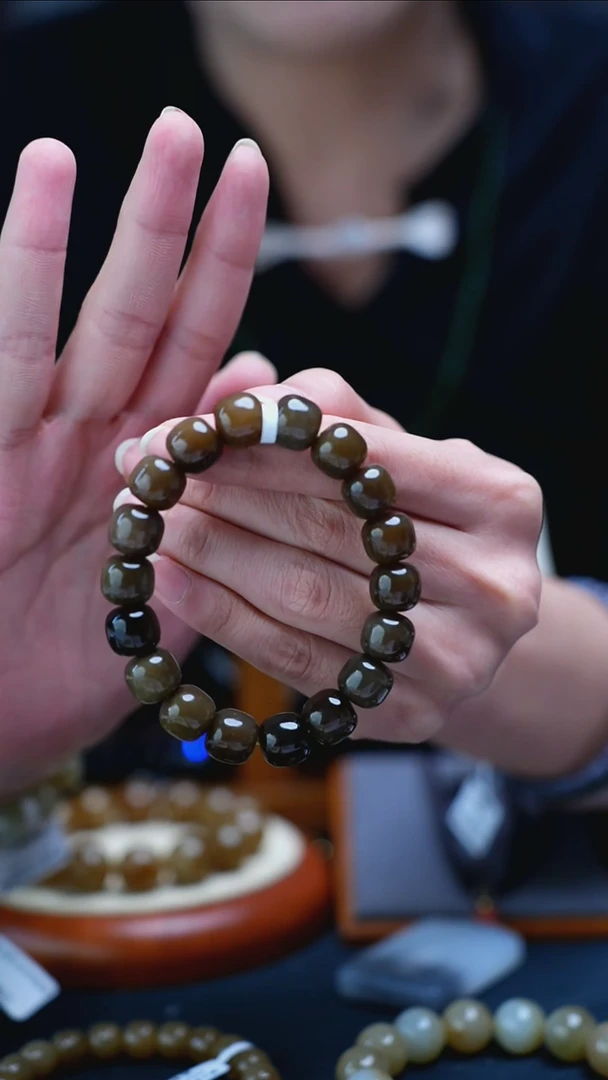 颈饰未镶嵌和田玉拍一发一 所见即所得