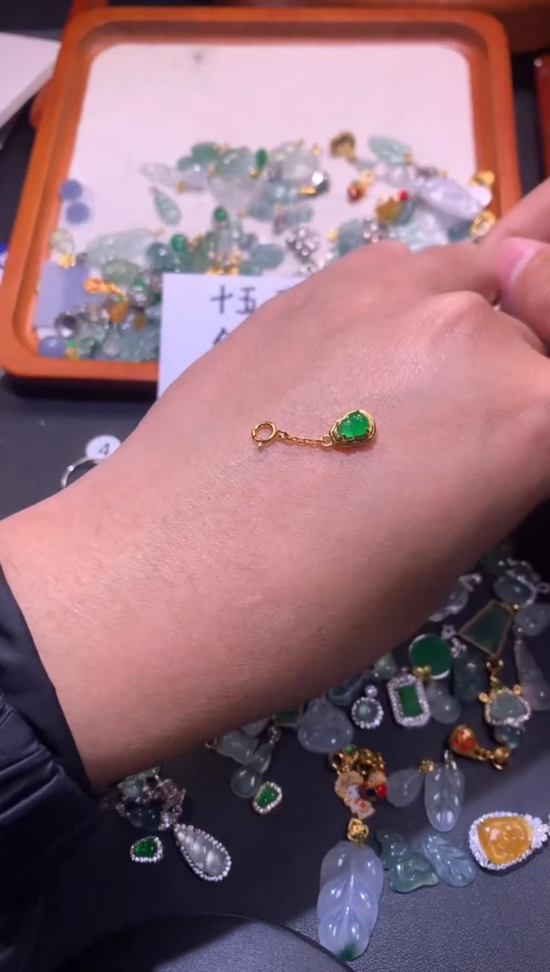 【闪购商品】翡翠吊坠(不含链)银S925镶嵌1