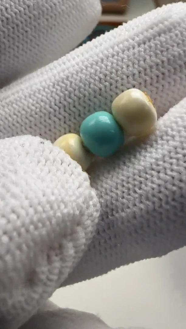 裸石蜜蜡未镶嵌?****?配饰配饰