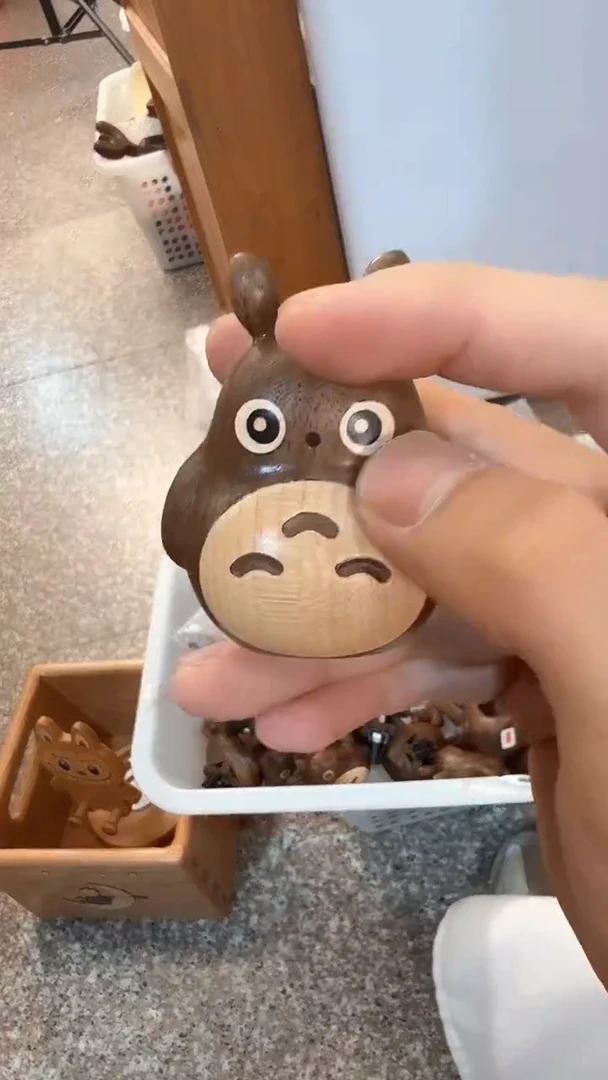 木瑕疵黑胡桃龙猫出风口