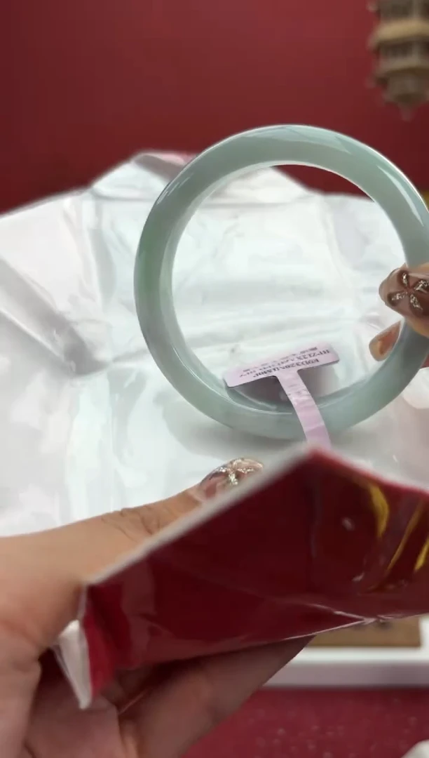 【闪购商品】翡翠手镯未镶嵌11手镯