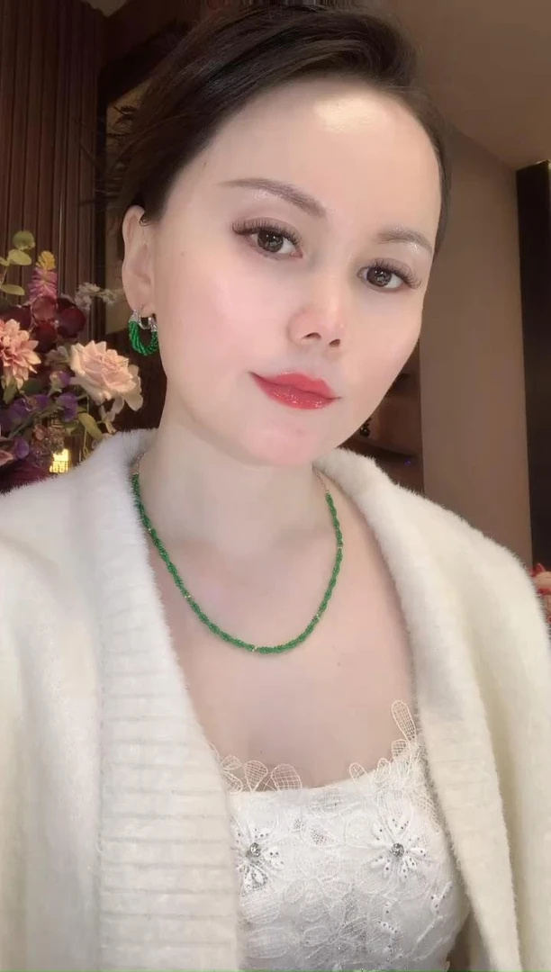 18K金翡翠项链 - 多样性发货一件