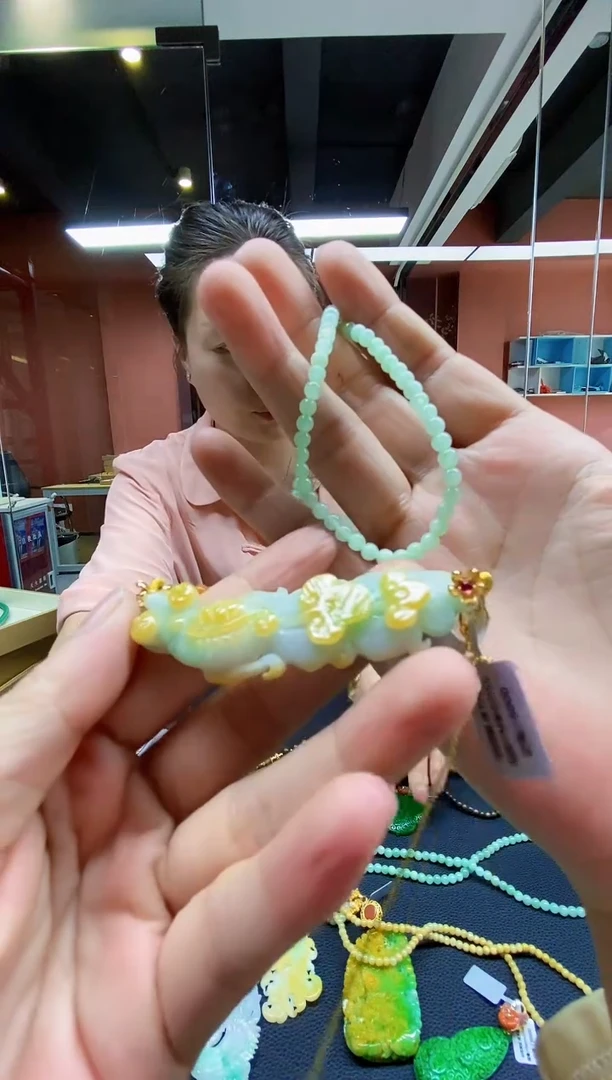 颈饰未镶嵌翡翠翡翠吊坠