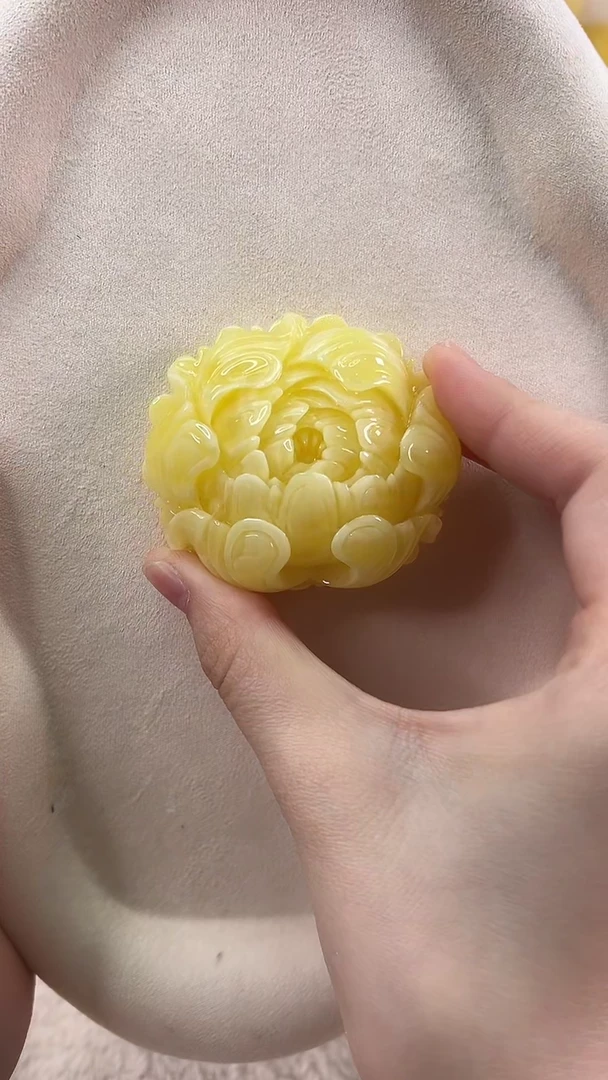 琥珀颈饰未镶嵌吊坠