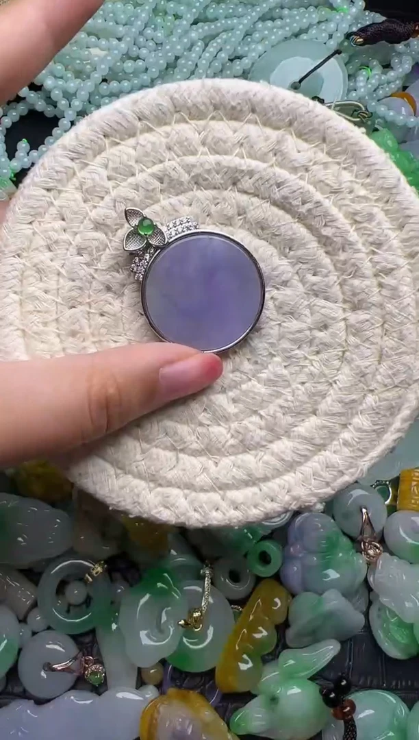 翡翠未镶嵌颈饰天然缅甸翡翠吊坠