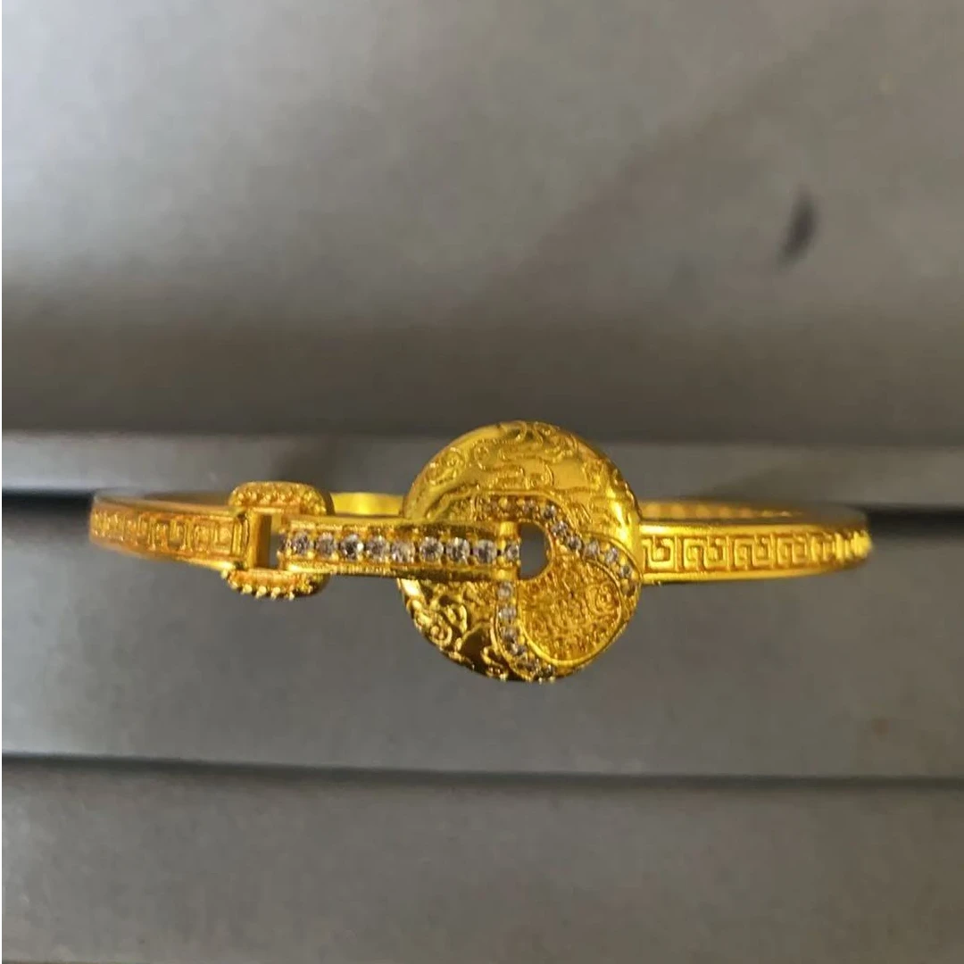 b143时尚百搭精品手镯