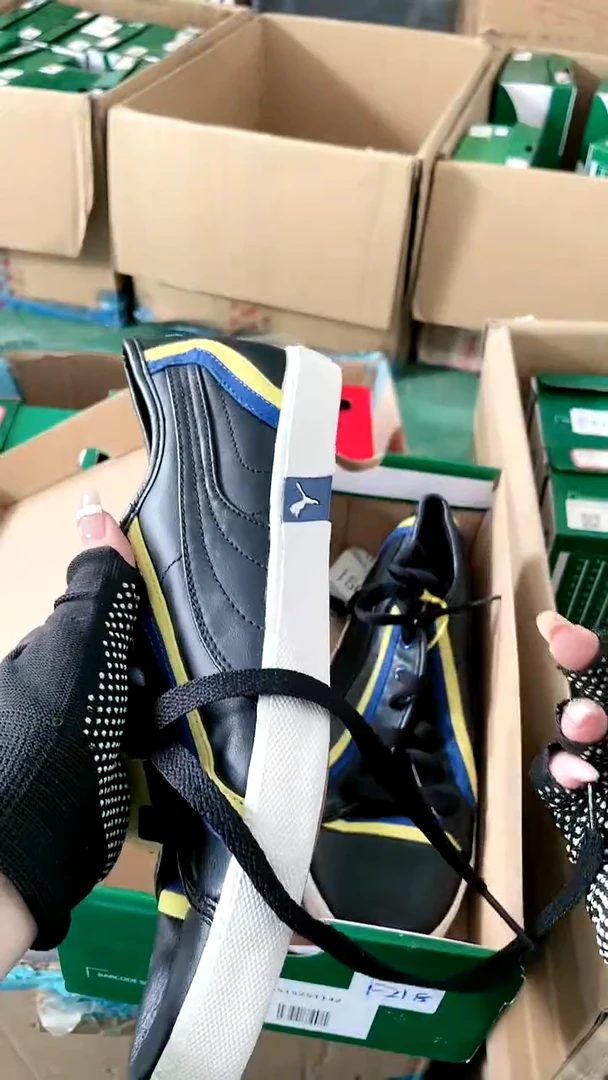 彪马运动时尚休闲鞋42M   K45