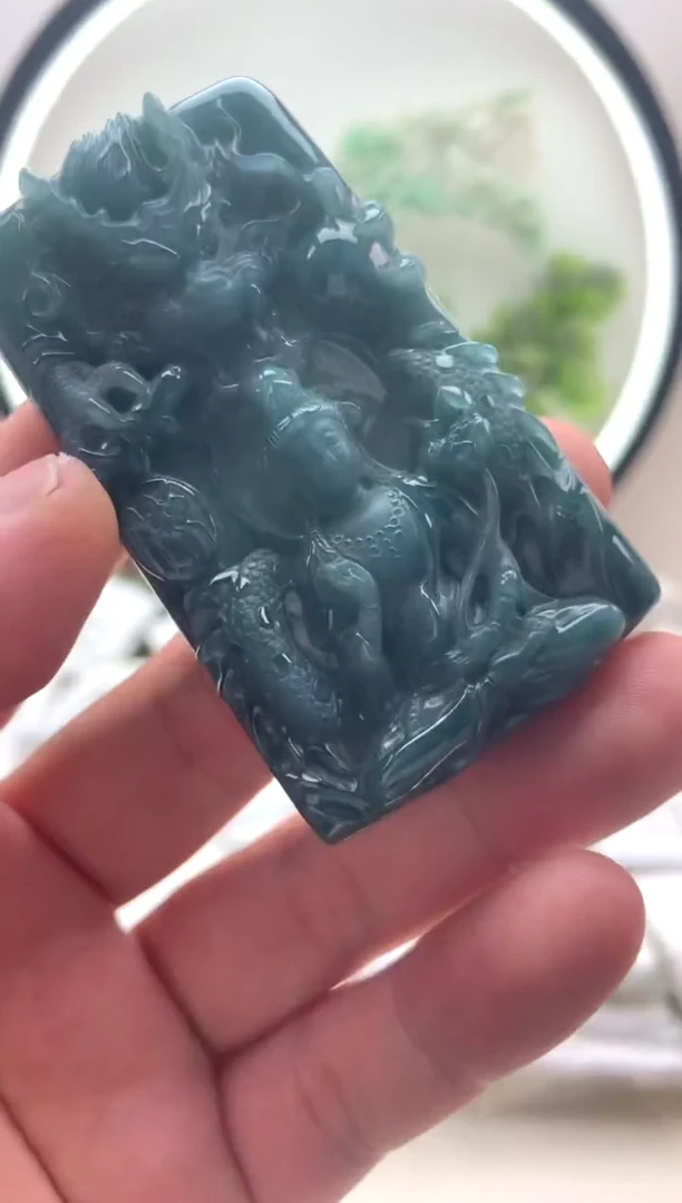 颈饰未镶嵌翡翠大势至