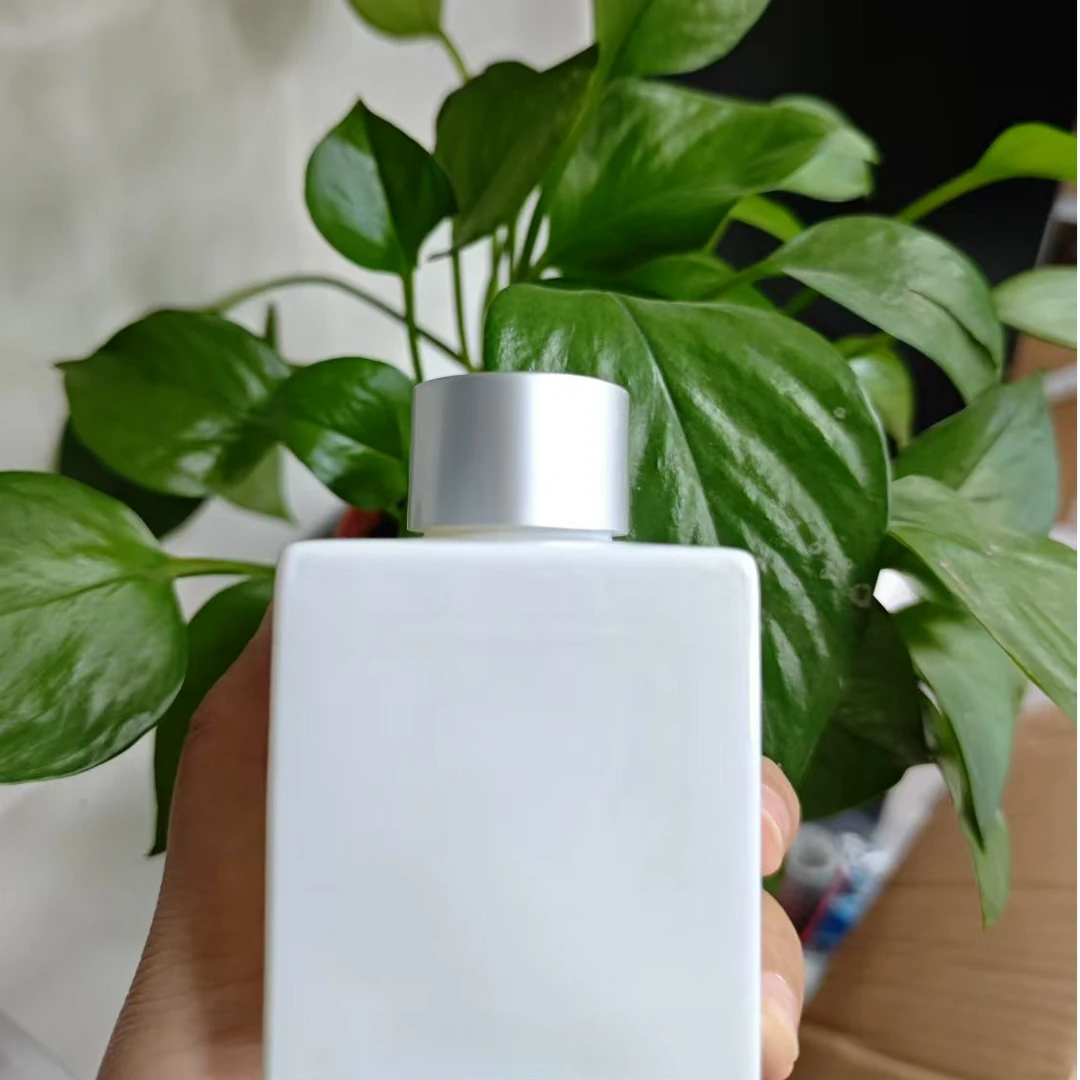【言言分享亚亚】粉色柔和甜美荔枝味香水香薰