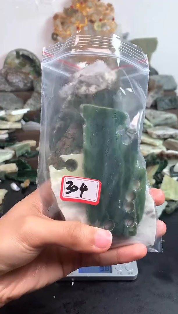 未镶嵌和田玉摆件304